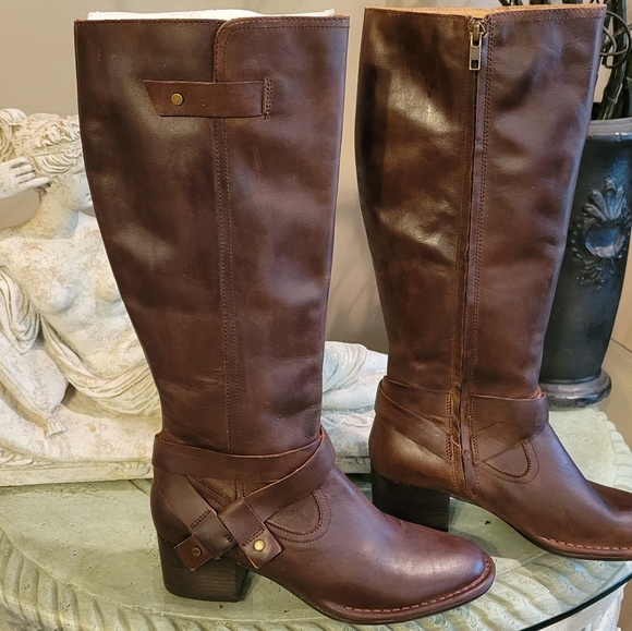 Ugg Bandara Tall Leather Boots #172 - Picture 6 of 11